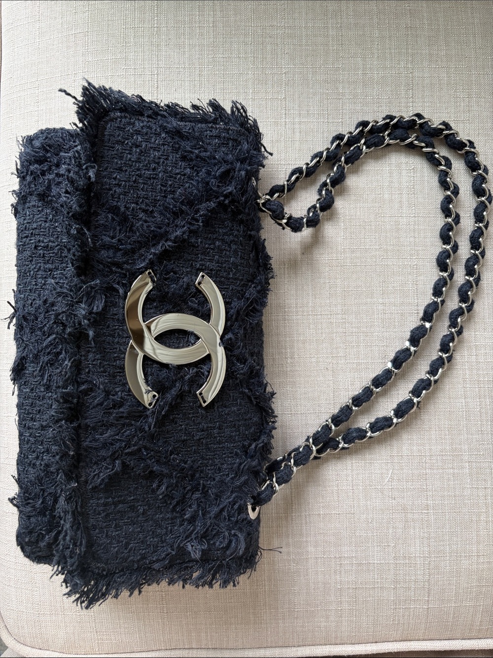 🖤CHANEL East West Bag Frayed Edge Tweed Boucle Diamond Stitch XL CC Logo Silver